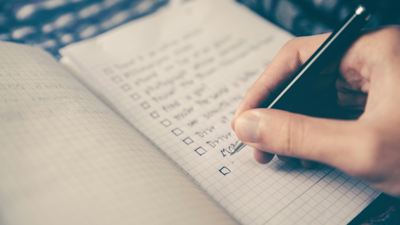 deco-checklist.jpg deco-checklist.jpg